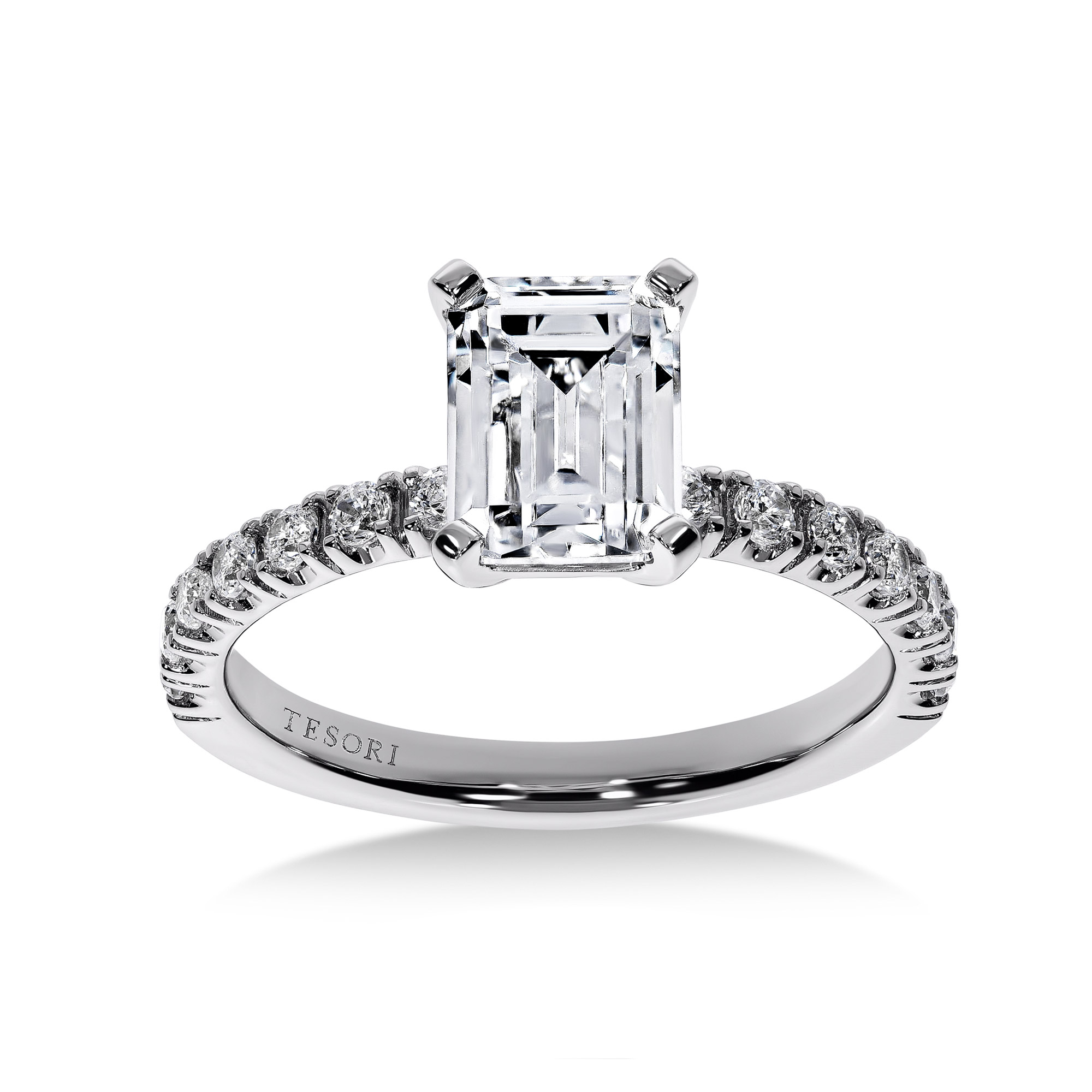 Moderna Solitaire II emerald cut forlovelsesring